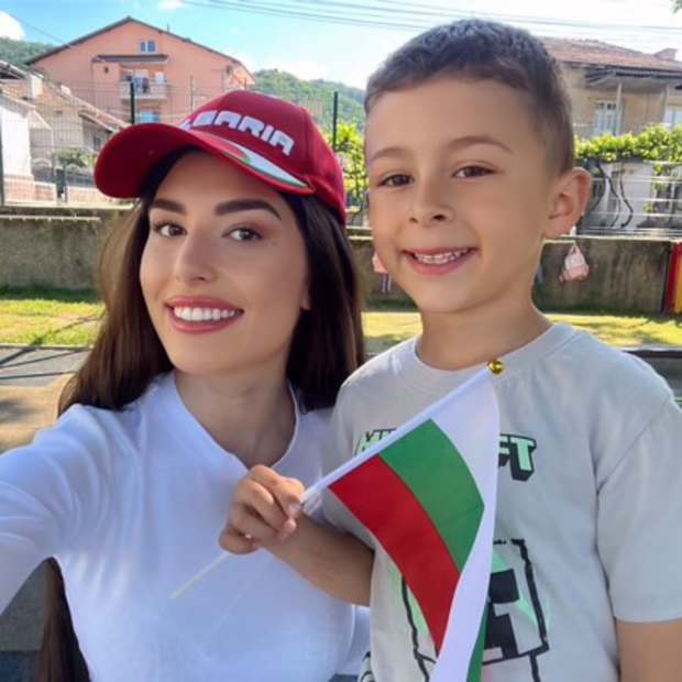 C8D09047-1972-49D5-8B65-F63ED6568FF8