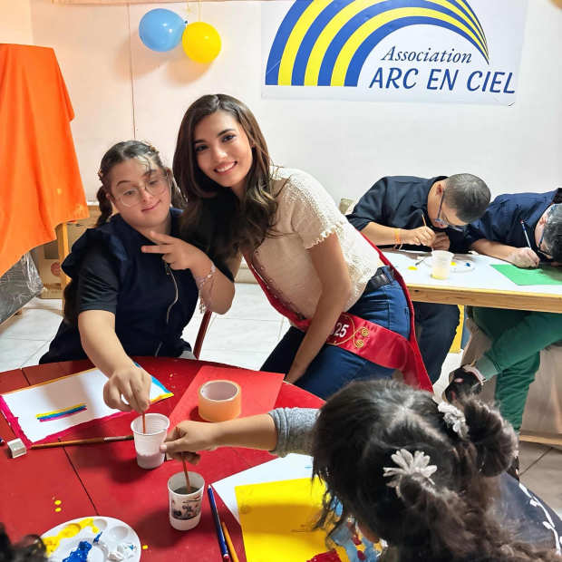 CF3EDB03-2C24-481E-9247-0498AF7D8A8F