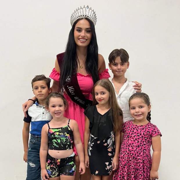 B0EEB3FC-1705-4947-A353-A10C46759DAB