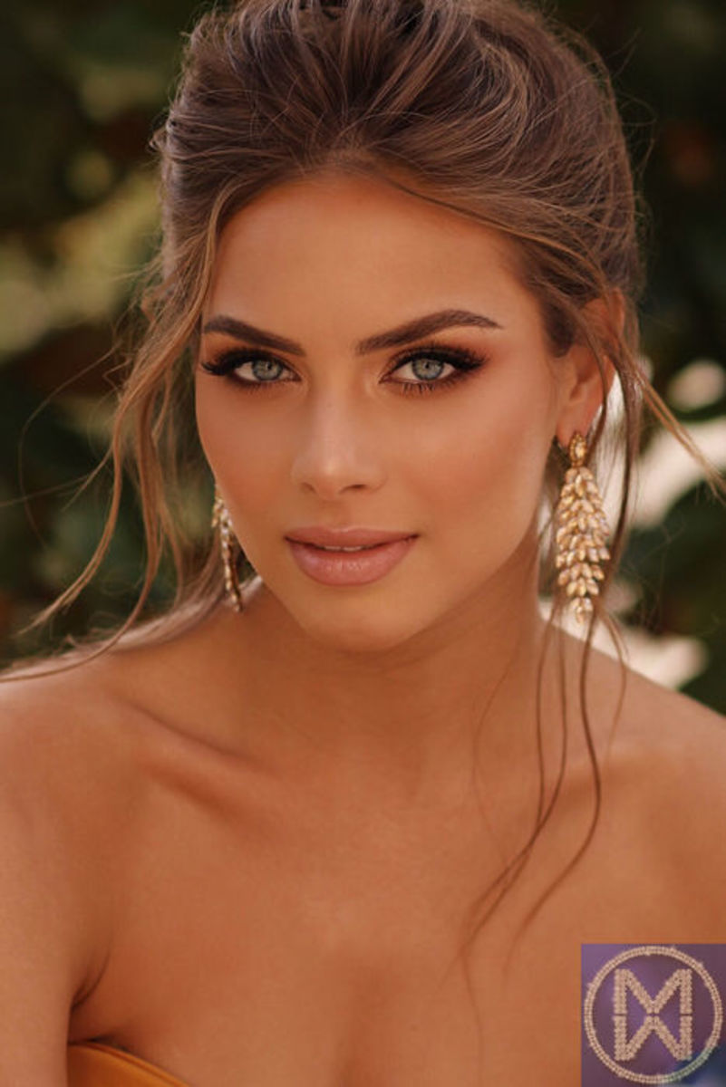 Meet April Benayoum Miss World France