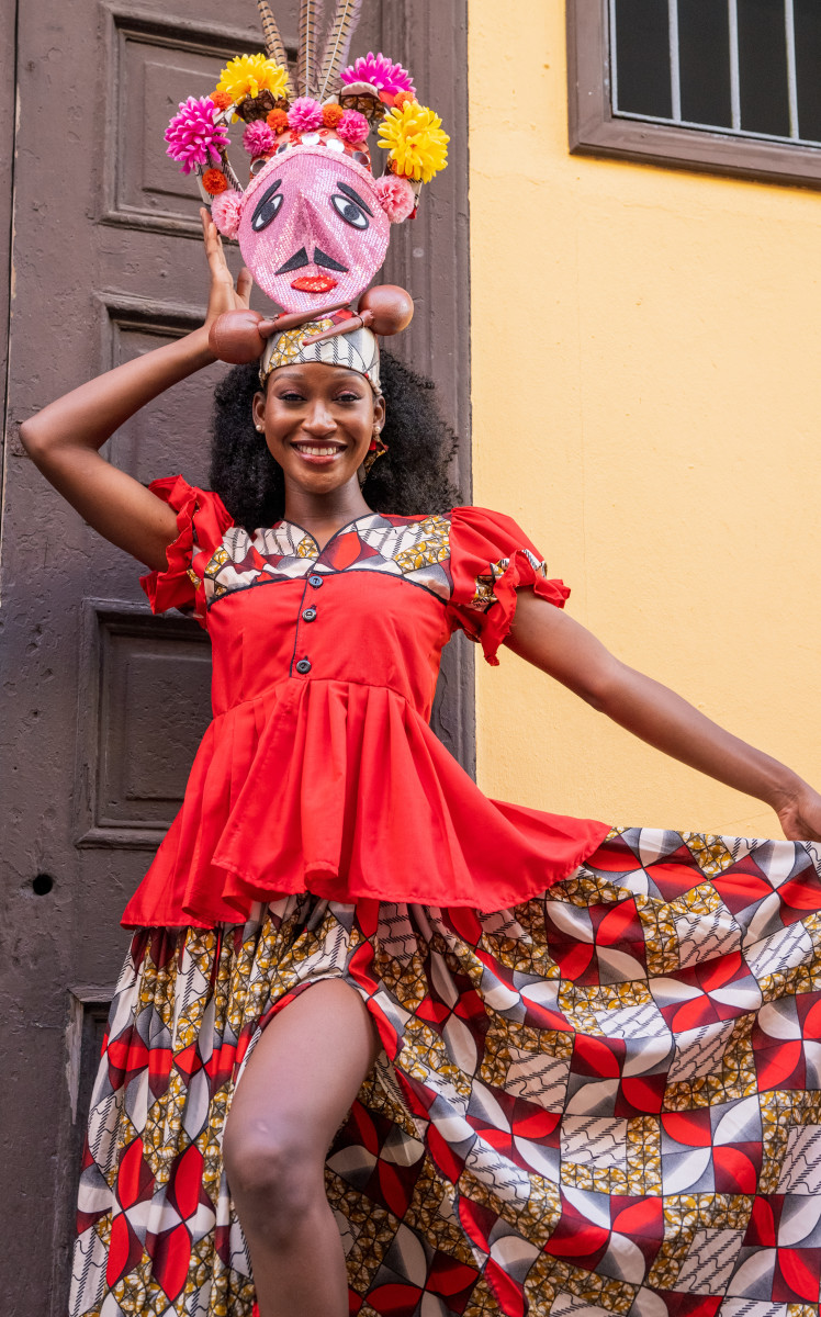 Dances of the World - Miss World