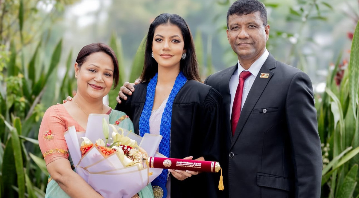 Miss World Sri Lanka Celebrates Her Graduation Miss World
